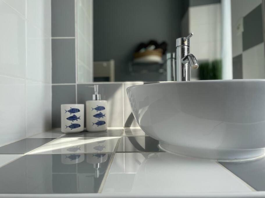 Logis Saint-Martin By Melrose Apartment ภายนอก รูปภาพ
